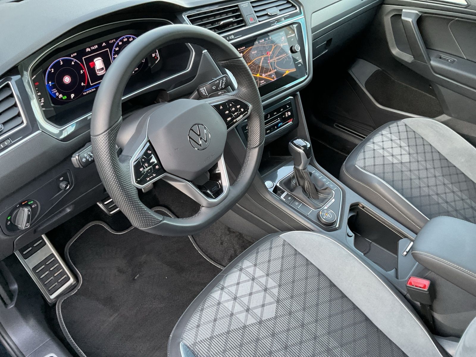 Volkswagen Tiguan Allspace - Bild 10