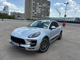 Porsche Macan GTS GTS mit Porsche Approved - silberne Porsche Macan