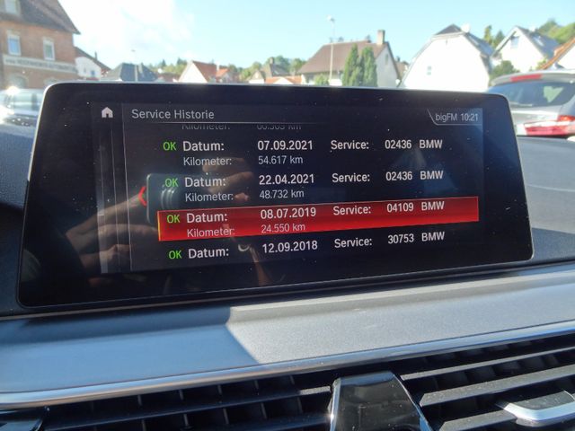 Fahrzeugabbildung BMW 520d xDrive/2.Hd/HUD/Leder/Virtual/Kam/Navi/