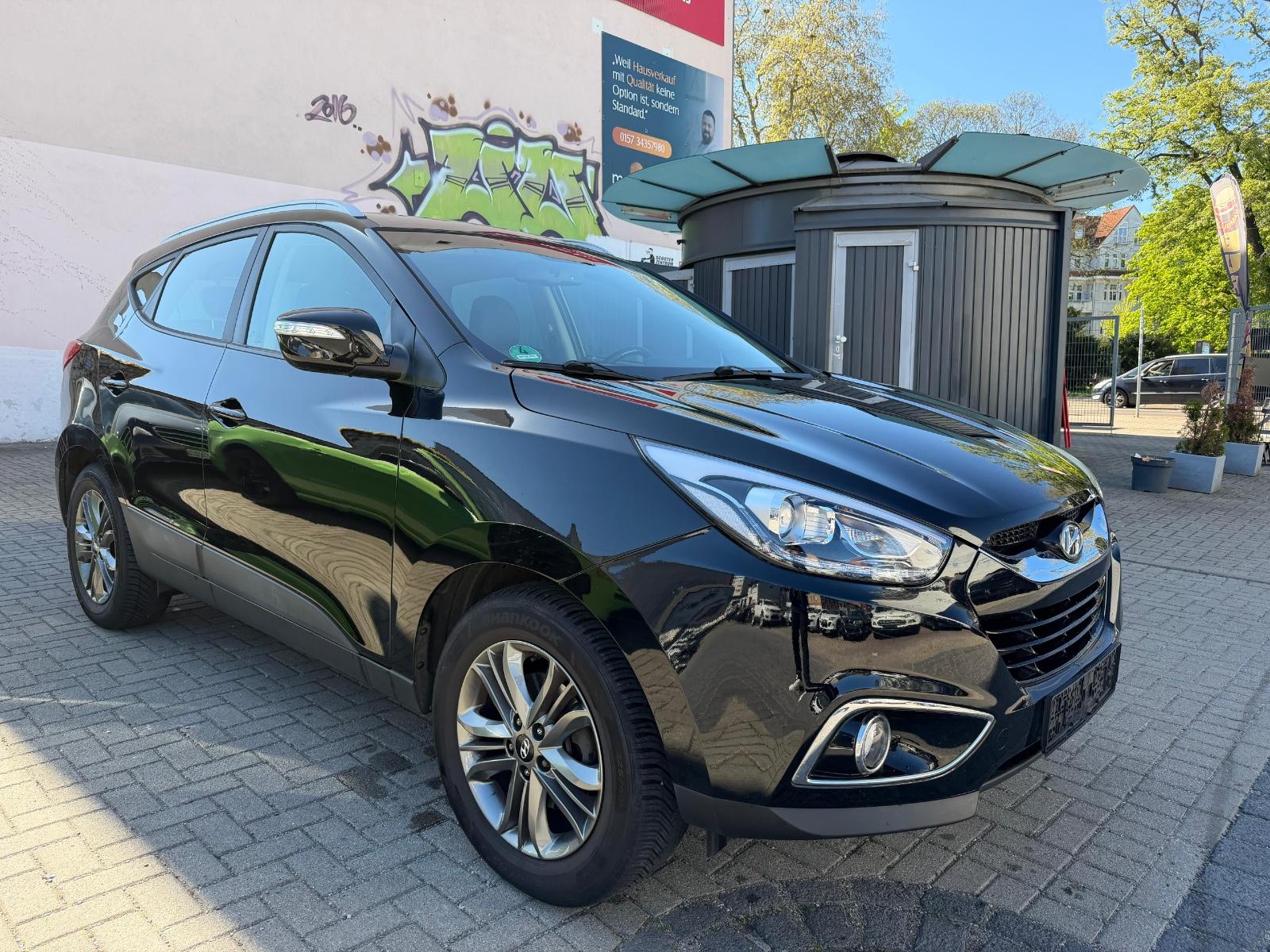 Hyundai ix35 1.6 *Navi/Klimaauto./Euro5/Teilleder/SHZG*