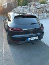 Porsche Macan - - - Porsche aus 2017