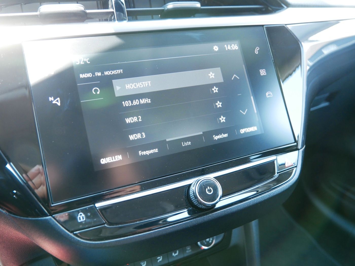 Fahrzeugabbildung Opel Corsa -F 1.2 Elegance Kamera SHZ+LHZ LED Klima