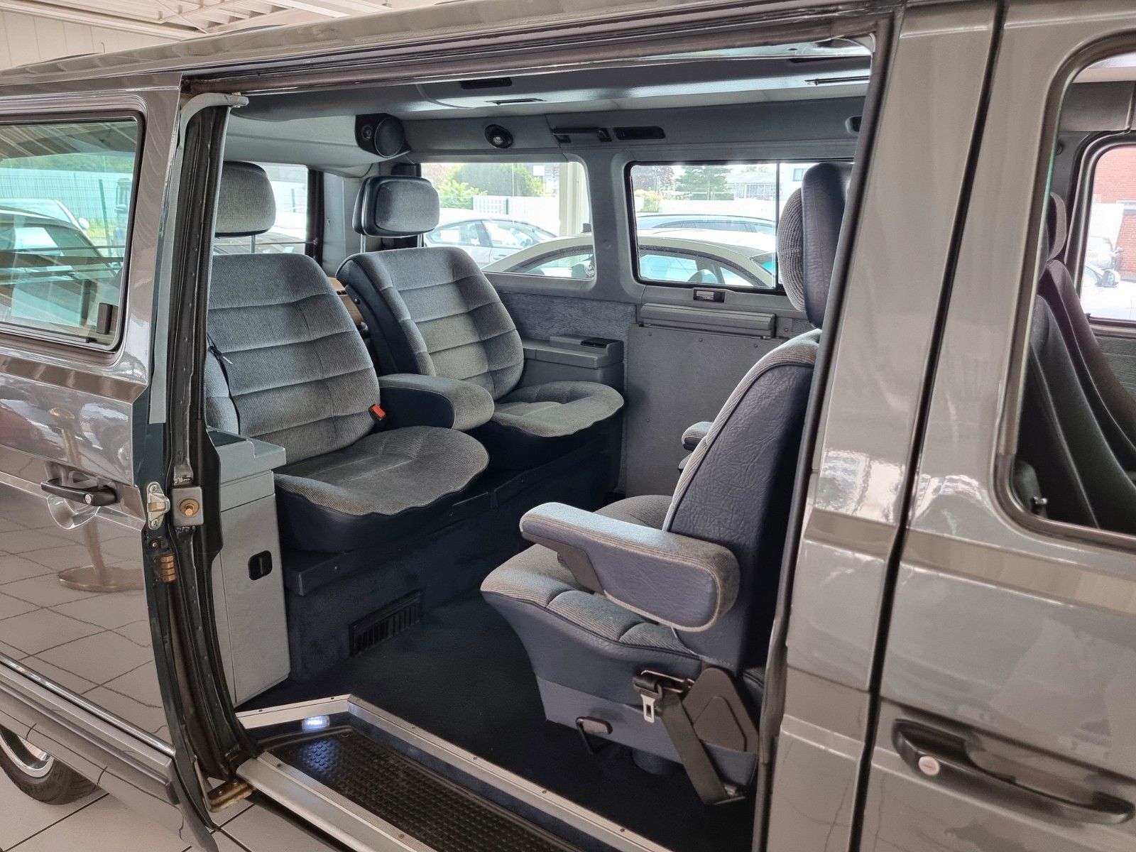 Fahrzeugabbildung Volkswagen T3 Claer/Topzustand/1 von 46