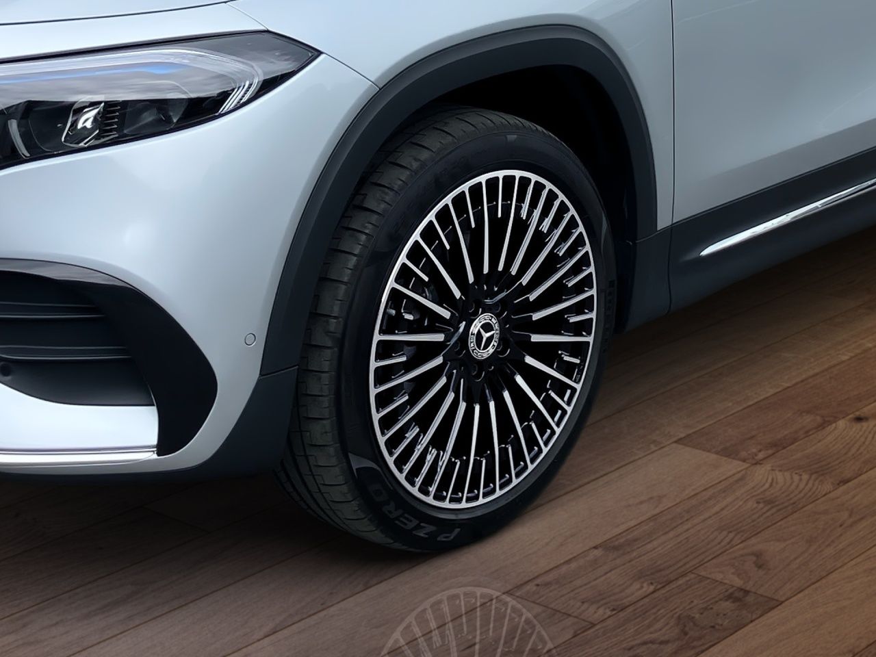 Fahrzeugabbildung Mercedes-Benz EQB 300 4M AMG AHK Pano 360°Kamera LED KeylessGo