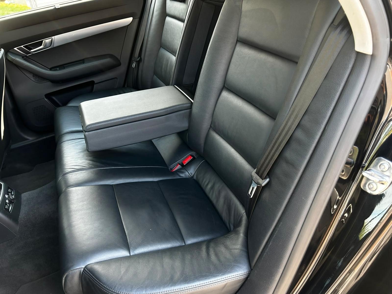 Audi Quattro 2011 — photo 12