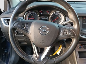 Fotografie 11 des Opel Astra K Lim Navi Sitz-/Lenkradheizung Allwetter