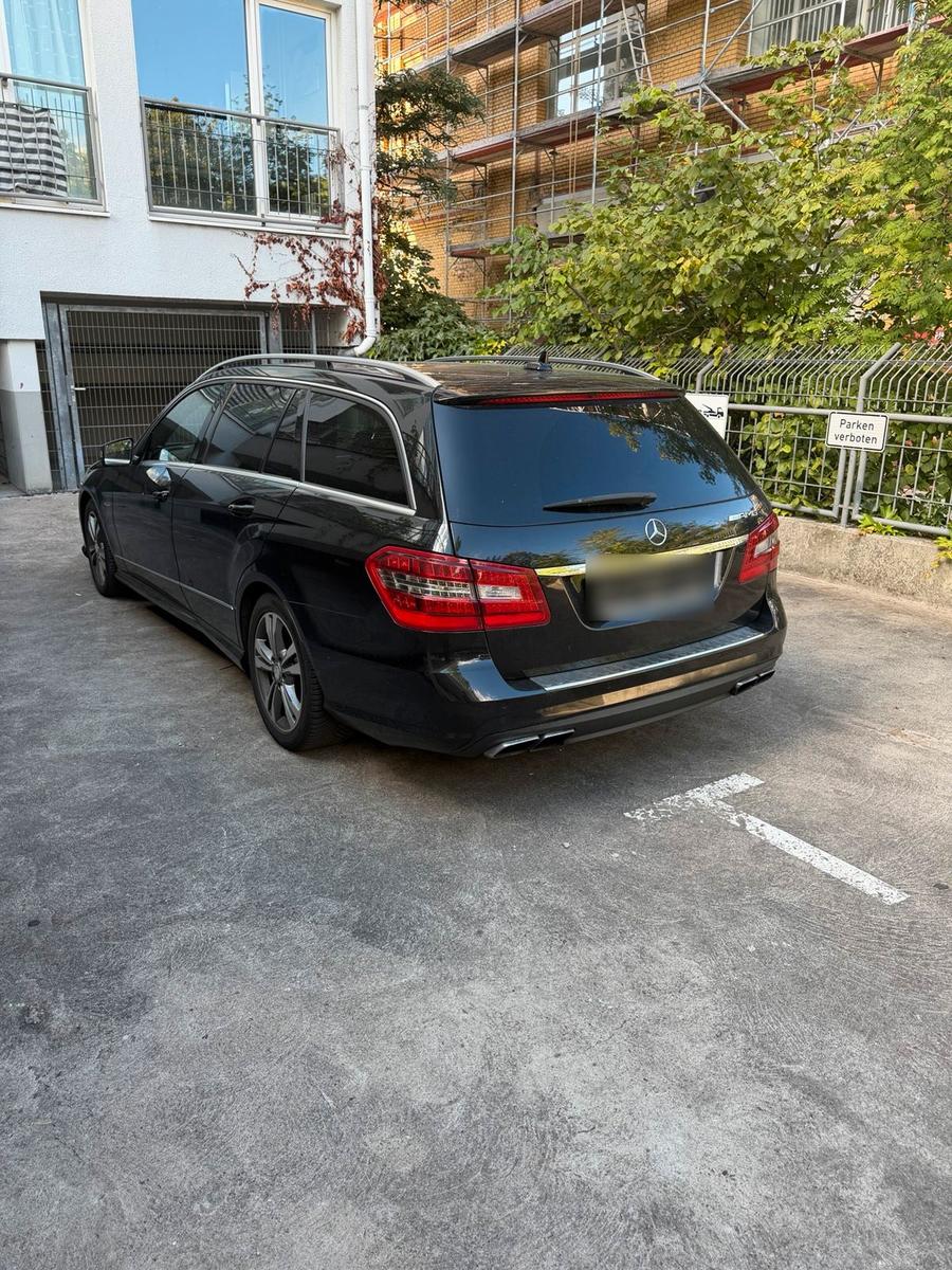 Mercedes-Benz E300 2010 — photo 5