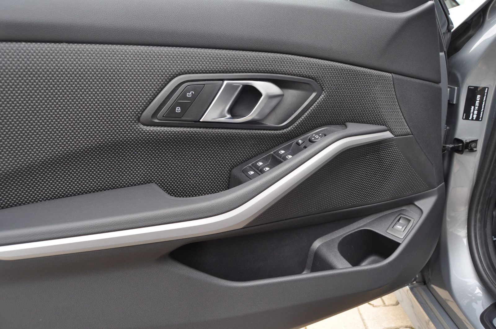 BMW 318i Touring Aut. LED Widescreen DAB Tempomat foto 16