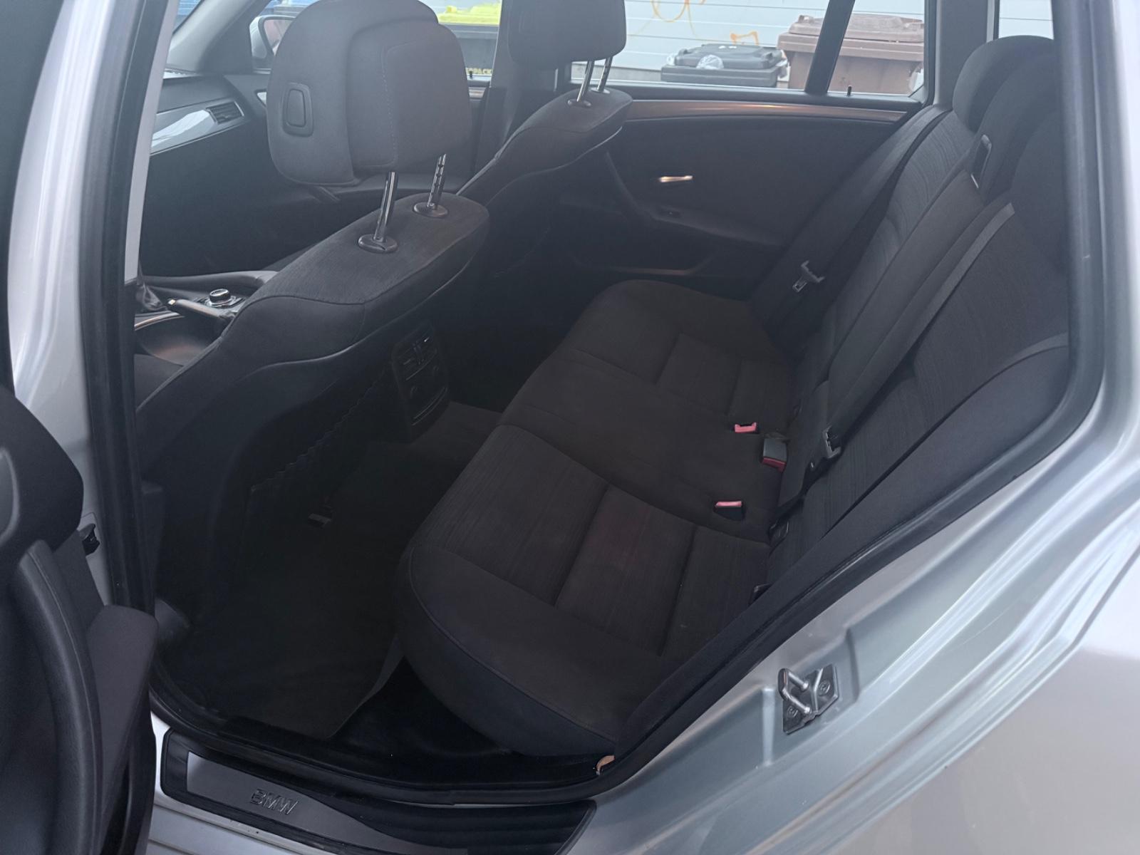 BMW 520 2010 — photo 7