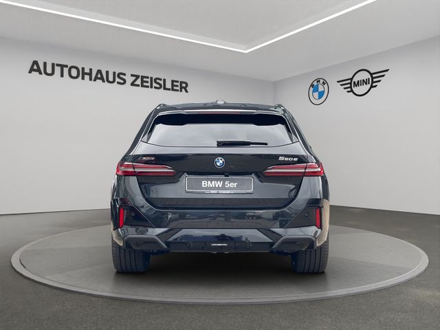 Foto Nummer 6: BMW 550e xDrive