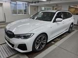 BMW M340d xDRIVE TOURING SHADOW/19Z./LASER/HuD/LIVE - gebrauchte BMW M340d aus dem Jahr 2022