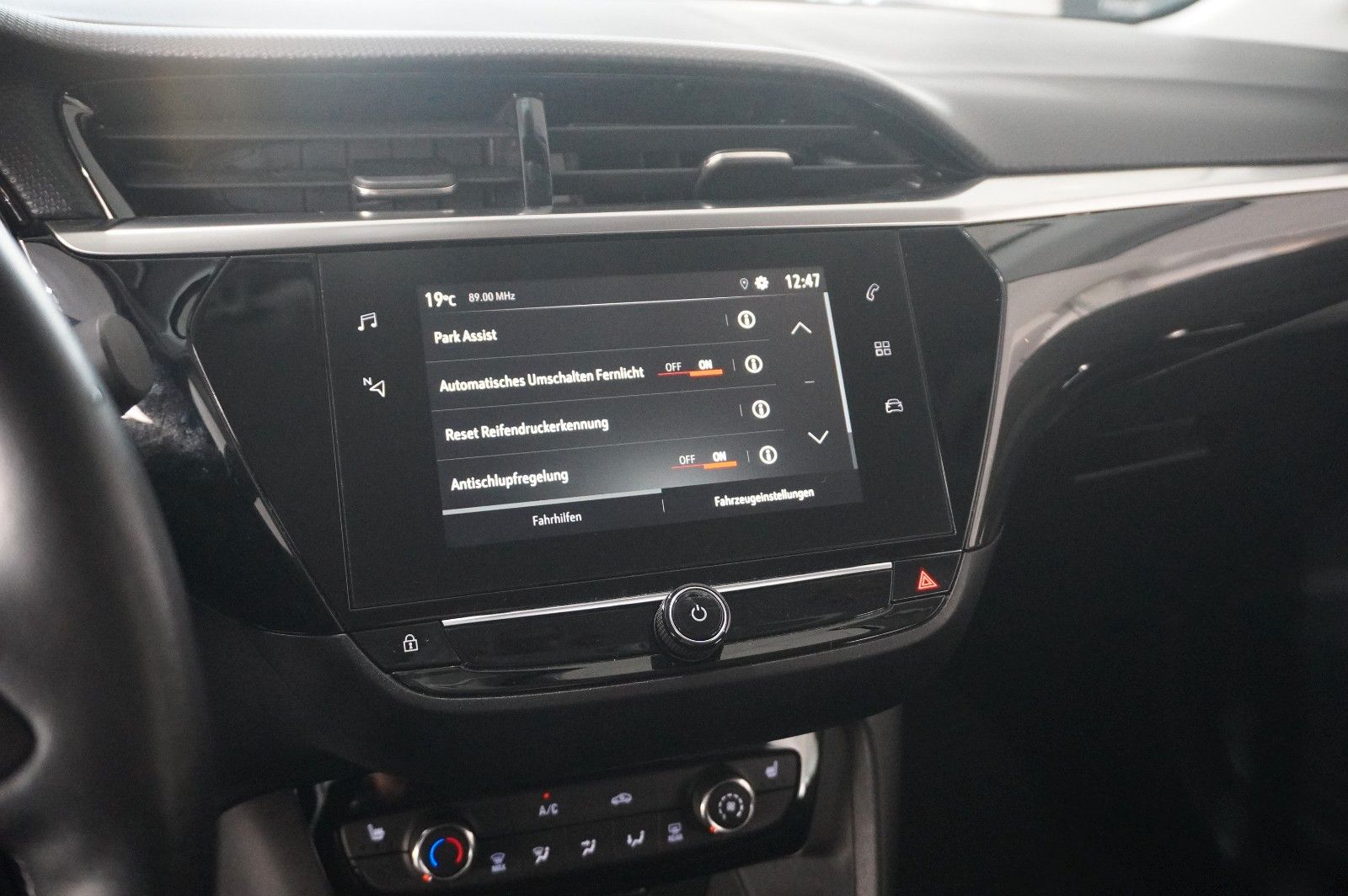 Fahrzeugabbildung Opel Corsa F 1.5D ELEGANCE NAVI/LED/KAMERA/VIRT./DAB+