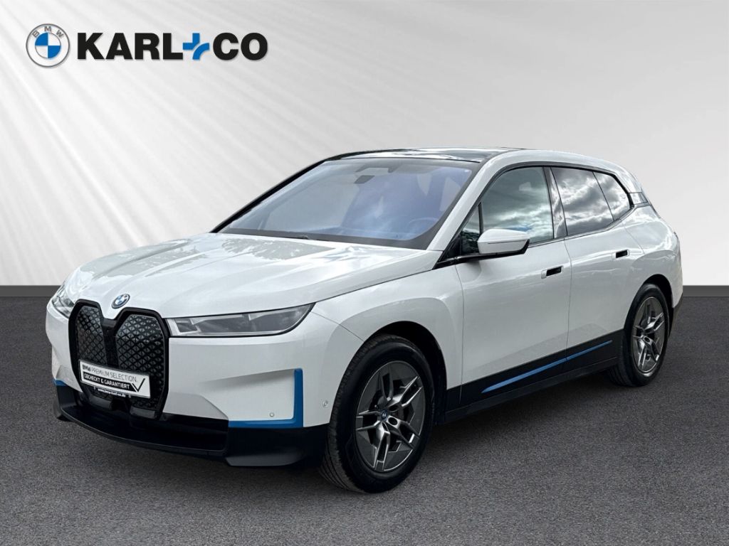 BMW iX xDrive40e Laser h&amp;k Panorama AHK Komfortzugan