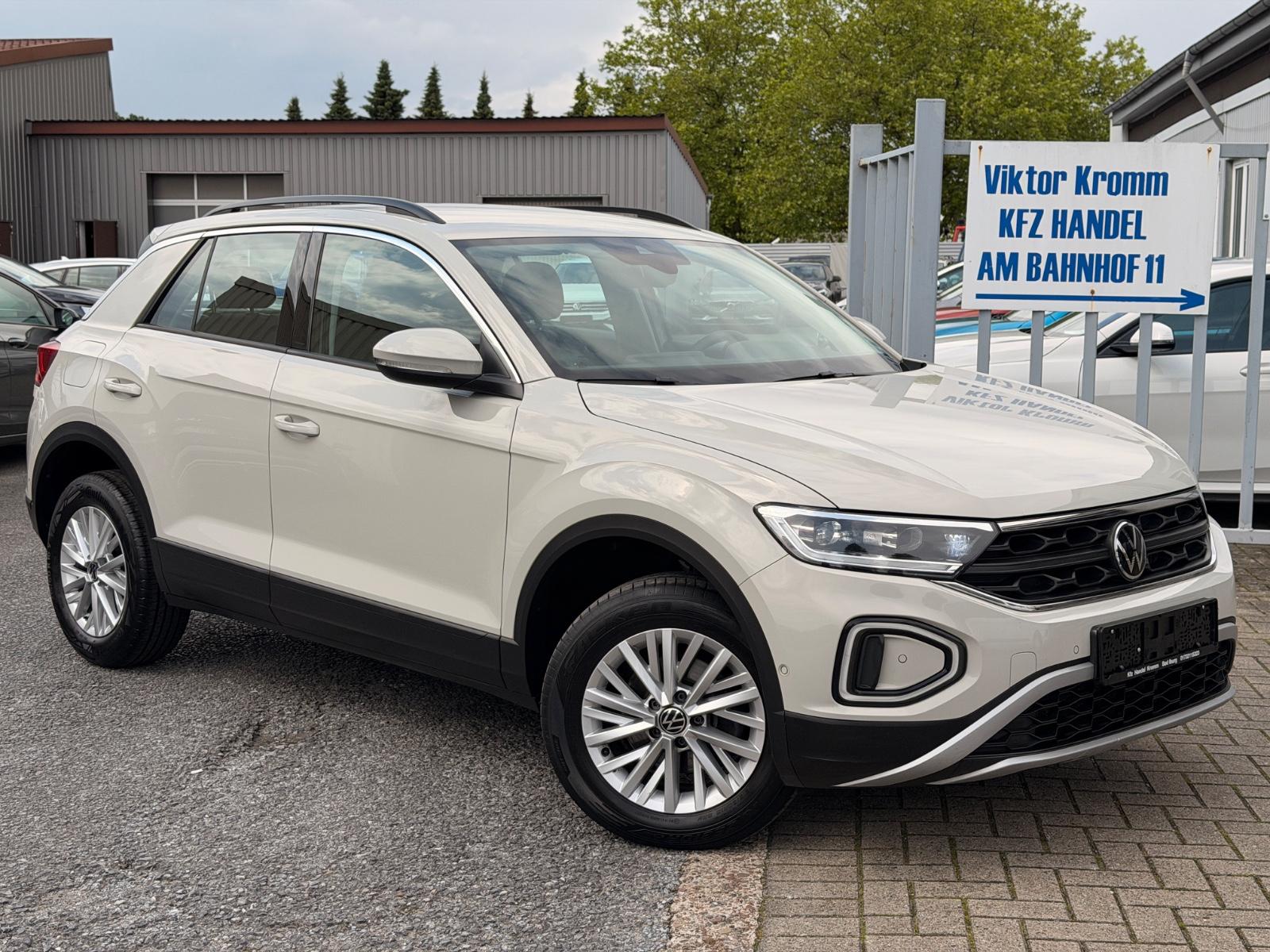 Volkswagen T-Roc 1,5 TSI DSG Life*IQ-Light*ACC*LiveCockp*Le