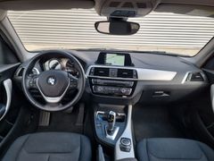 Fahrzeugabbildung BMW 118 d Advantage LED NAVI SHZ PDC