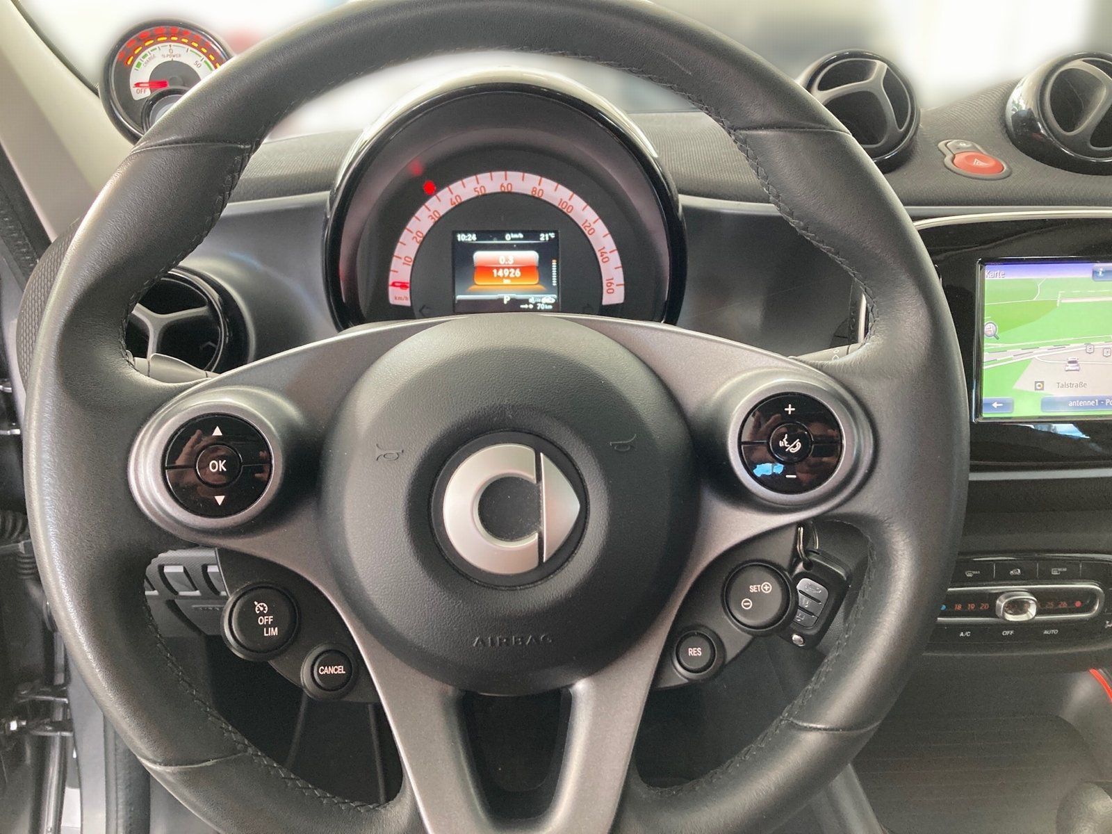 Fahrzeugabbildung Smart forfour EQ passion*Exclusive*Plus*Kamera*Sitzhz*