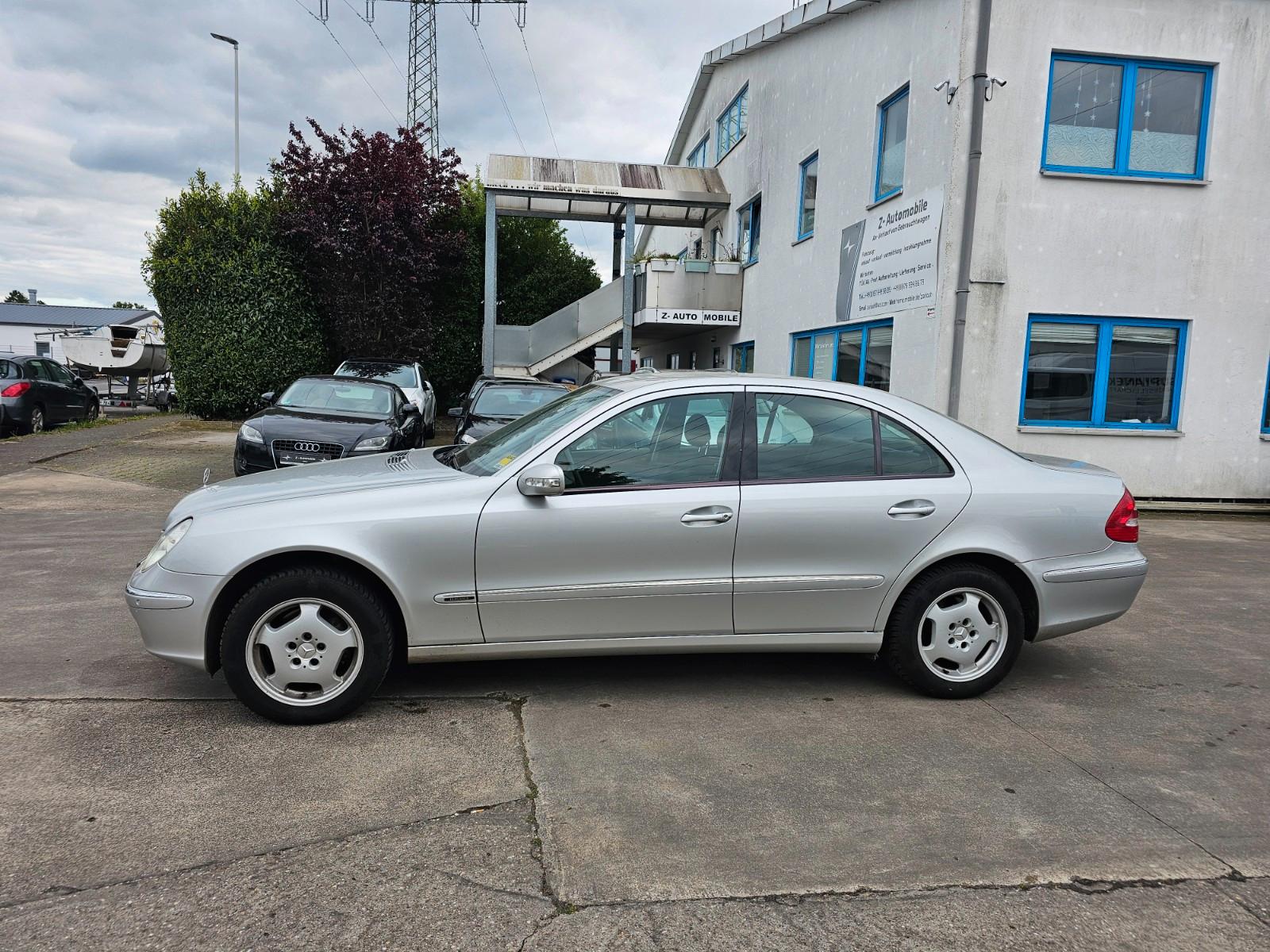 Mercedes-Benz E 320 ELEGANCE