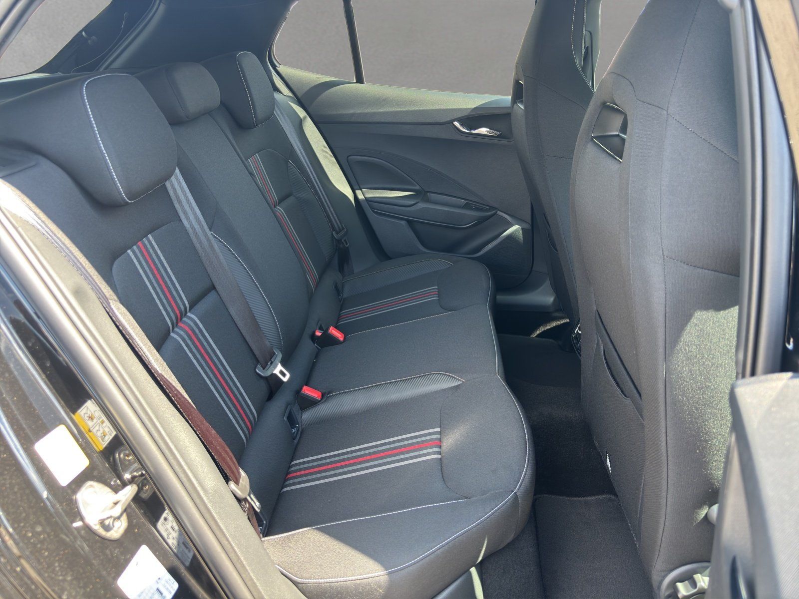 Fahrzeugabbildung SKODA Fabia 130 1,5 TSI 130 kW DSG MATRIX/ACC/RFK/RS