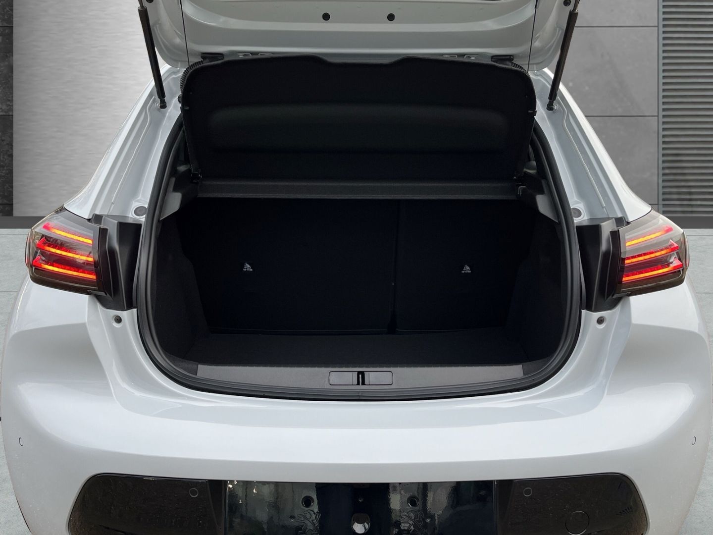 Peugeot 208 - Bild 5