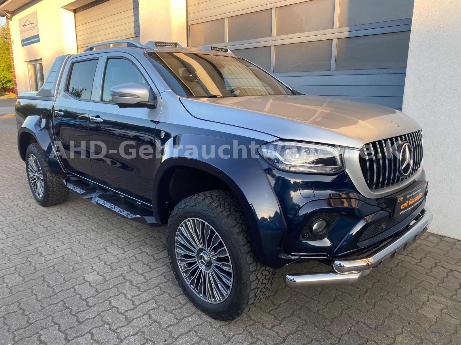 Fahrzeugabbildung Mercedes-Benz X 250d 4Matic D-Kabine Edition Breitumbau UNIKAT
