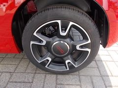 Fahrzeugabbildung Fiat 500 Sport 1.0 Hybrid