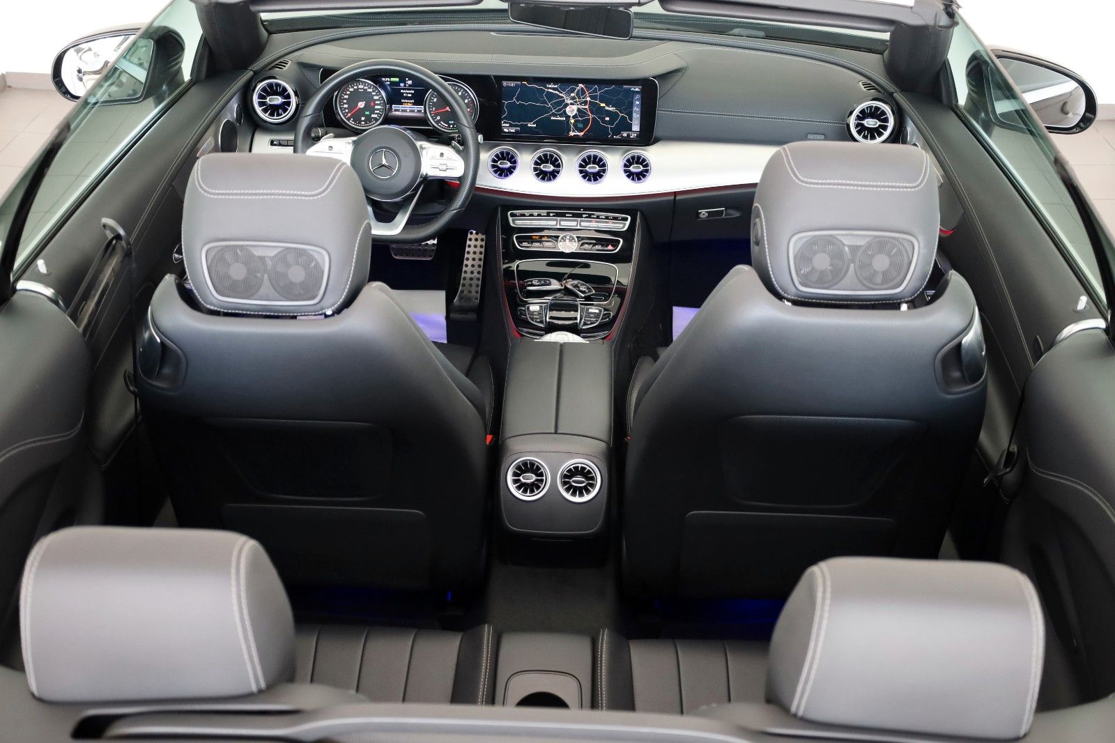 Fahrzeugabbildung Mercedes-Benz E 350 Cabrio AMG Line Leder,Navi,LED,Kamera,SH