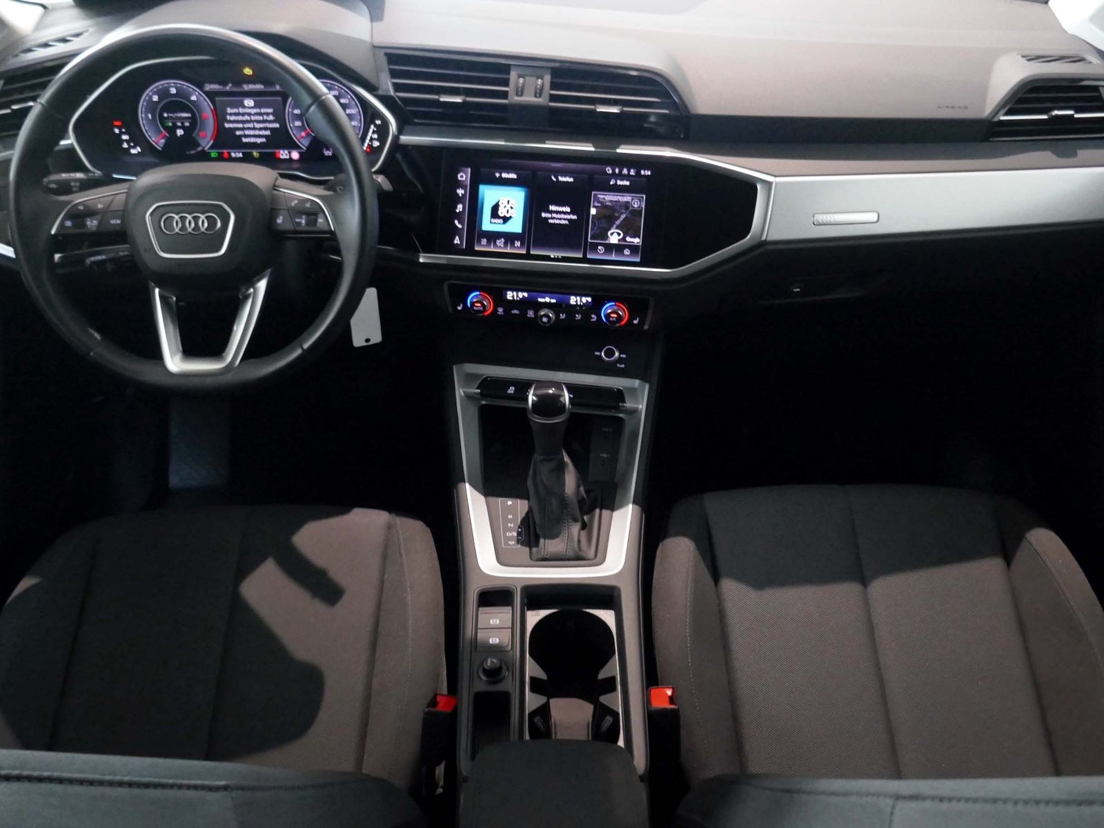 Fahrzeugabbildung Audi Q3  Advanced 35 TDI S-Tronic | LED AHK RFK