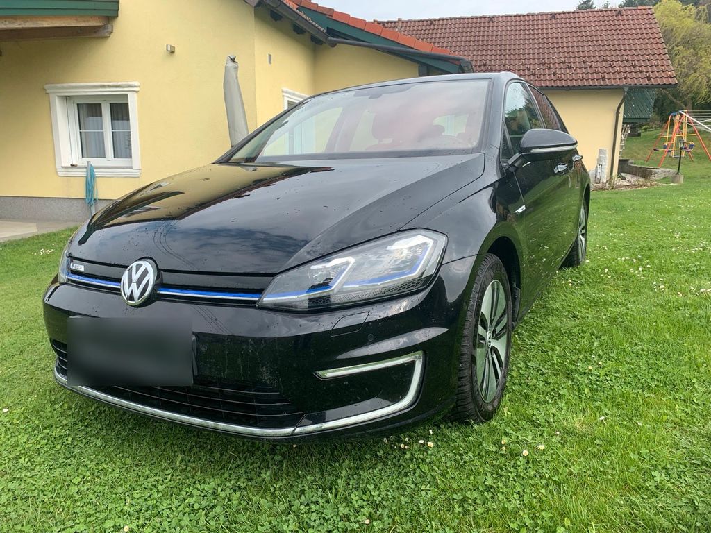 Image of Volkswagen Golf