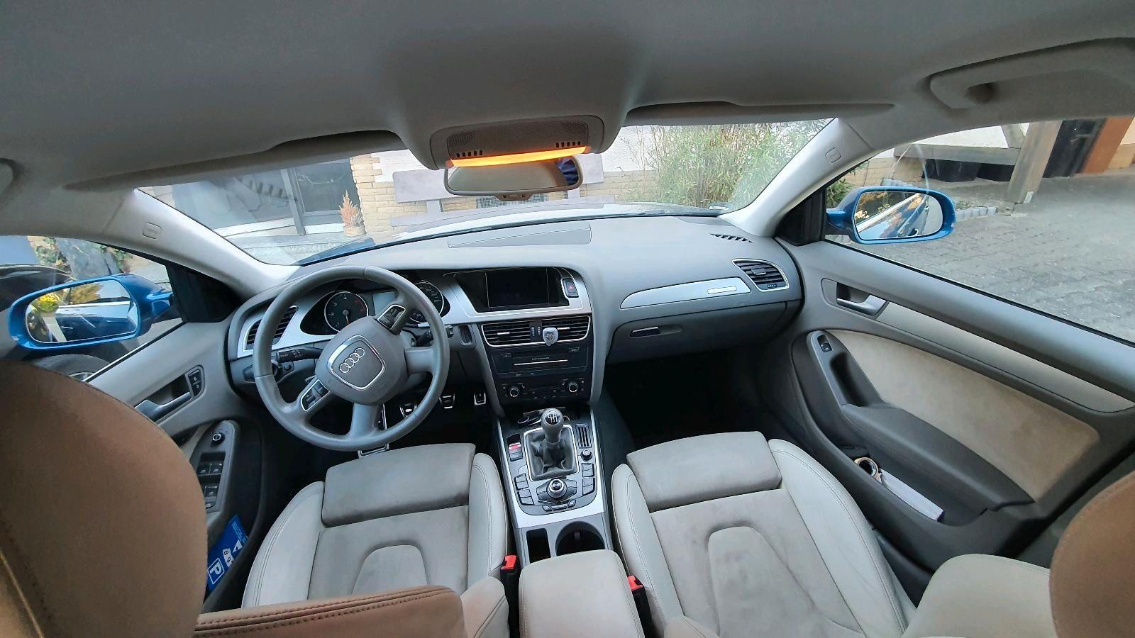 Audi Quattro 2010 — photo 8