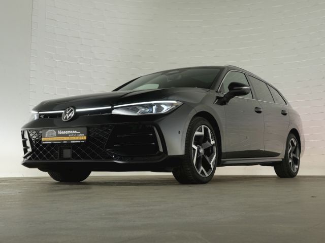 Passat Variant R-LINE TDI DSG+AHK+NAVI+LED MATRI