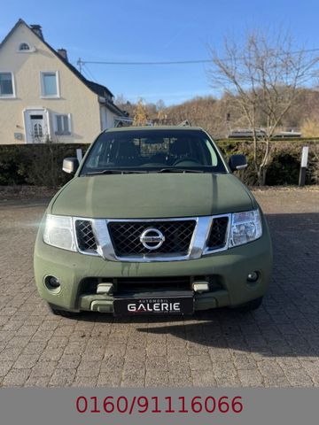 Nissan Pathfinder 2.5 dCi XE STIER BUNDESWEHR MILITARY