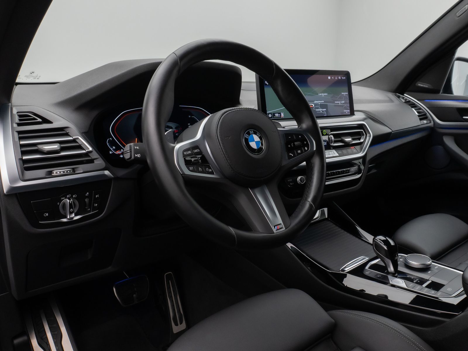 Fahrzeugabbildung BMW X3 xD20i M Sport Kamera DAB H/K AHK Alarm 20Zoll