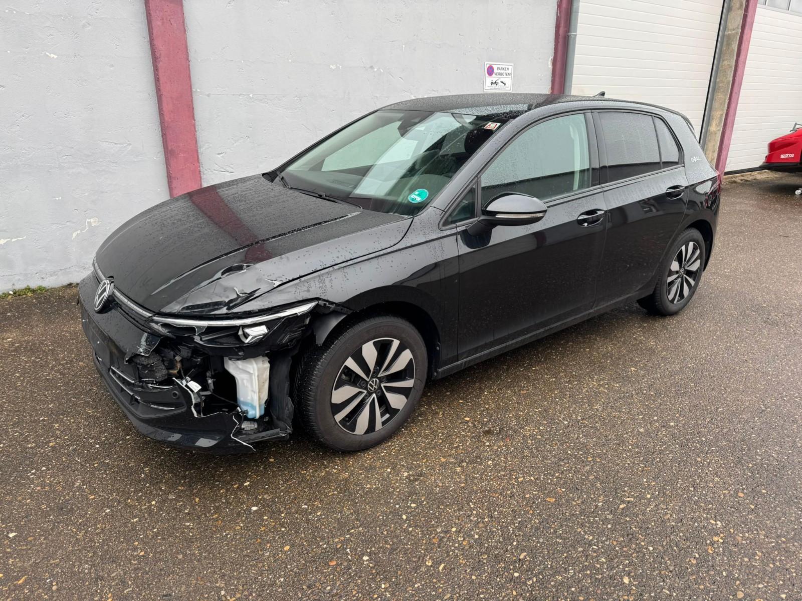 Volkswagen Golf VIII Lim. 1.5 eTSI 110 kW Goal *Full Drive*