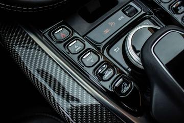 2021 Aston Martin DBX 缩略图 38