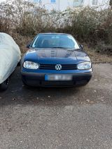 Volkswagen Golf 4 1.9 TDI Climatronic 8-Fach bereift - Volkswagen Golf aus 2001: TDI