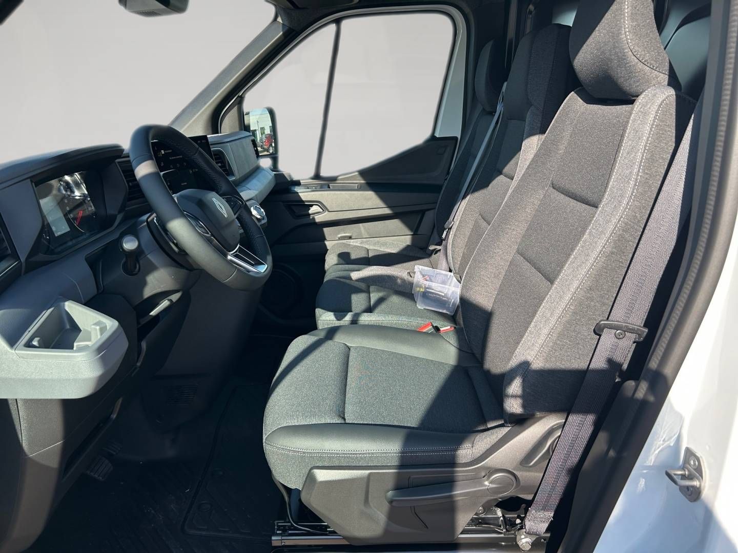 Fahrzeugabbildung Renault Master Kastenwagen FWD Kasten advance L3H2 3,5t