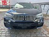 BMW X5 xDrive40e M Paket HUD-Keyles-Pano-Memory-Spur - BMW X5 mit Hybrid-Antrieb