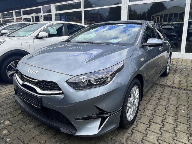 Kia Ceed 1,5T GDI  Edition +1 Satz WR Neu Action!!