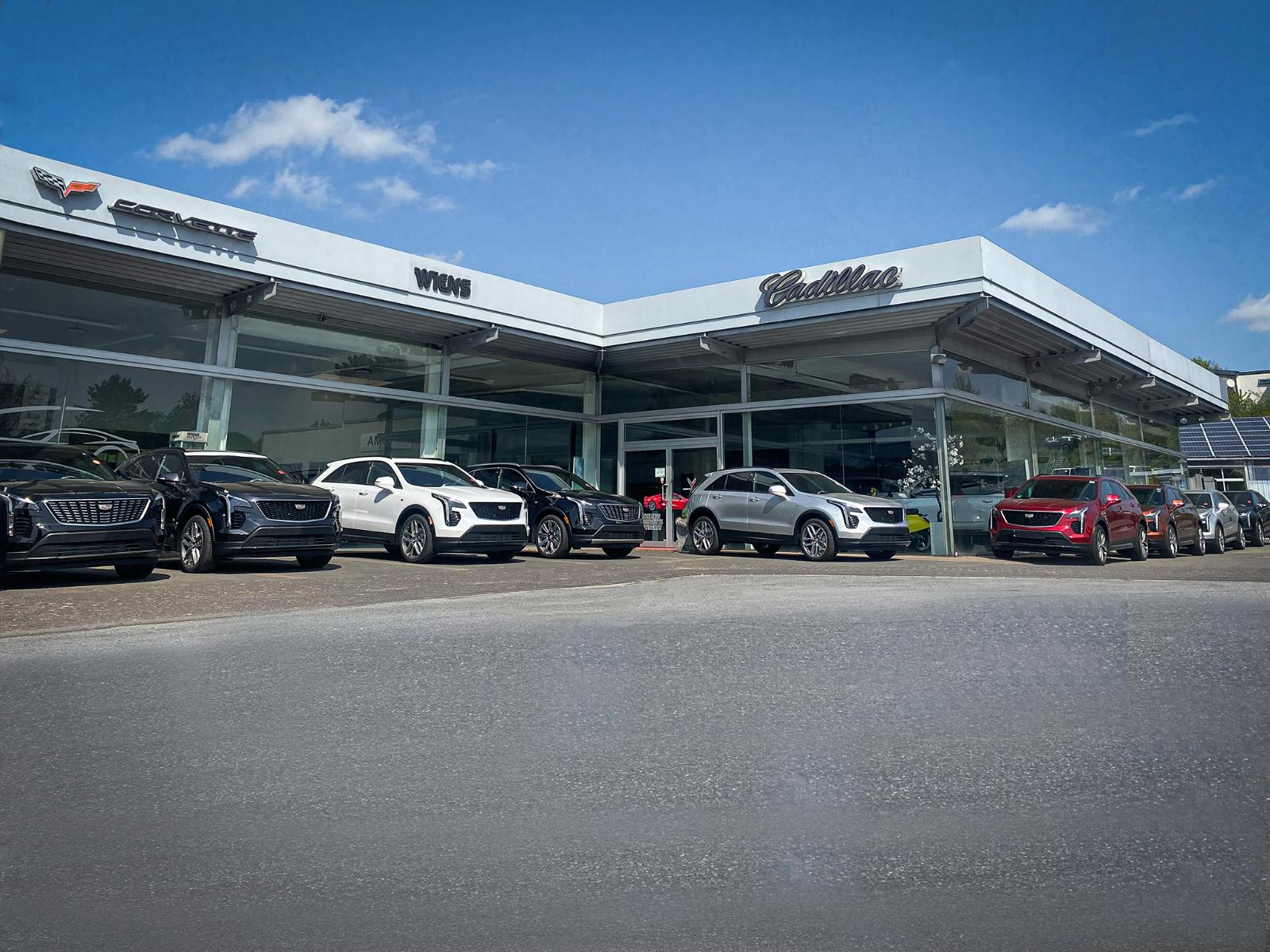 showroom-image-top