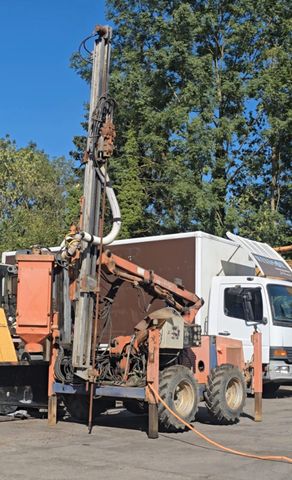Atlas Copco TAMROCK COMMANDO 100E/BJ:1995/4X4/DRILL