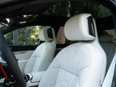 BMW M760 – 24 / 32