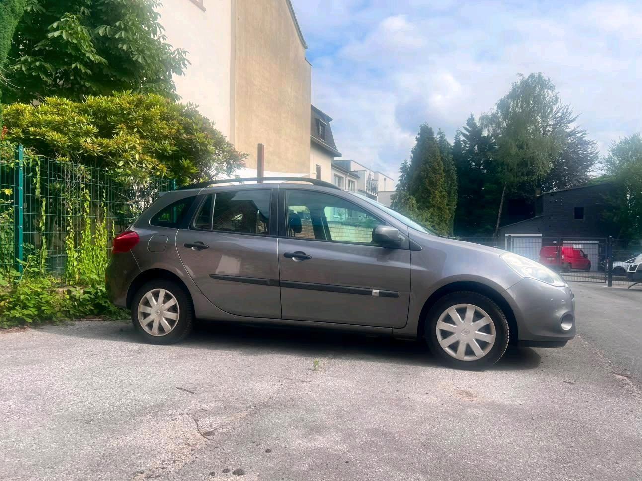 Renault Clio 2012 — engine 75 HP (55kW)