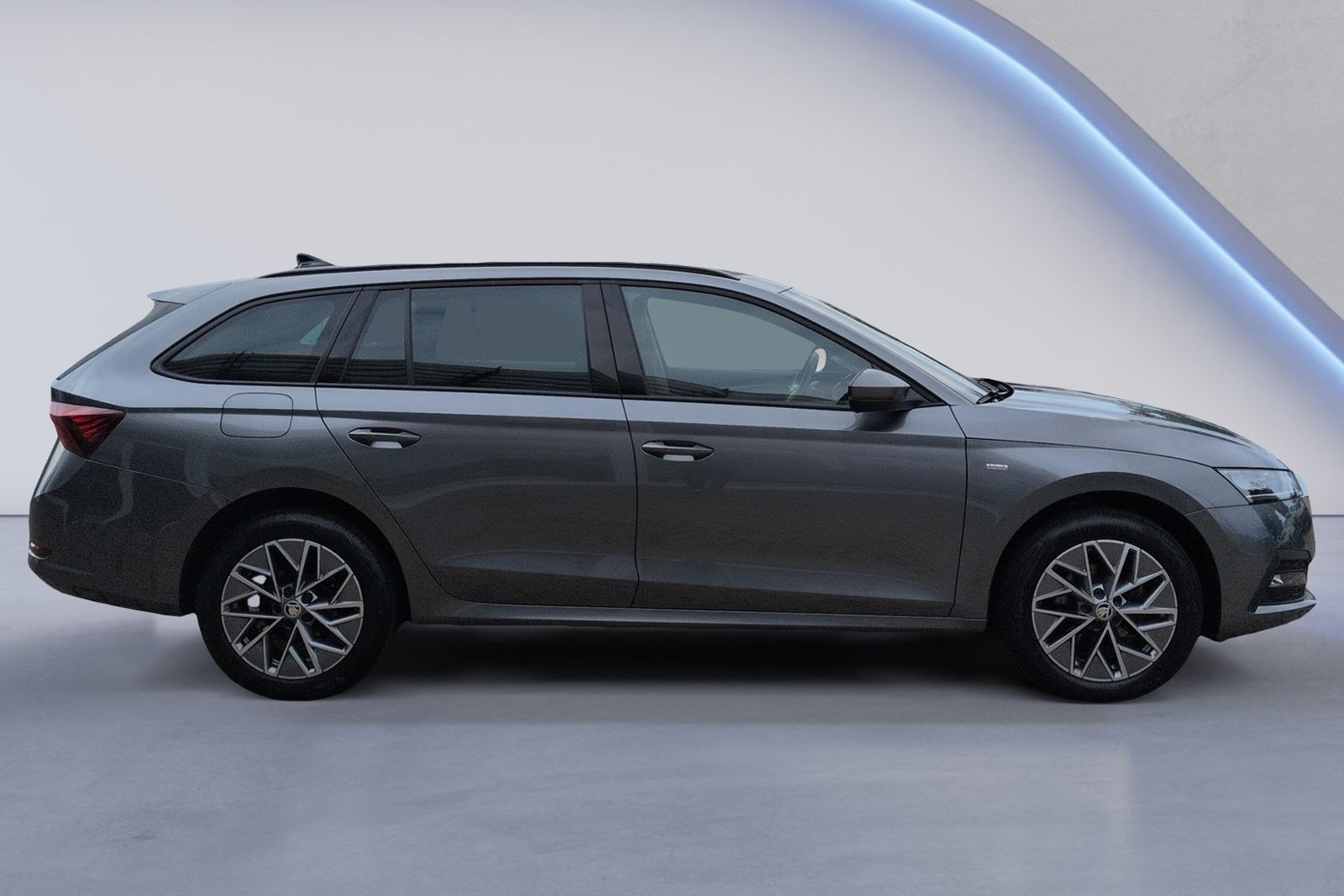 Octavia IV Combi 1.5TSI DSG Tour LED+NAV+AHK+SHZ