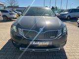 Skoda Octavia 2.0 TDI DSG Combi Scout 4x4 Standheizung - Skoda Octavia: Scout Combi
