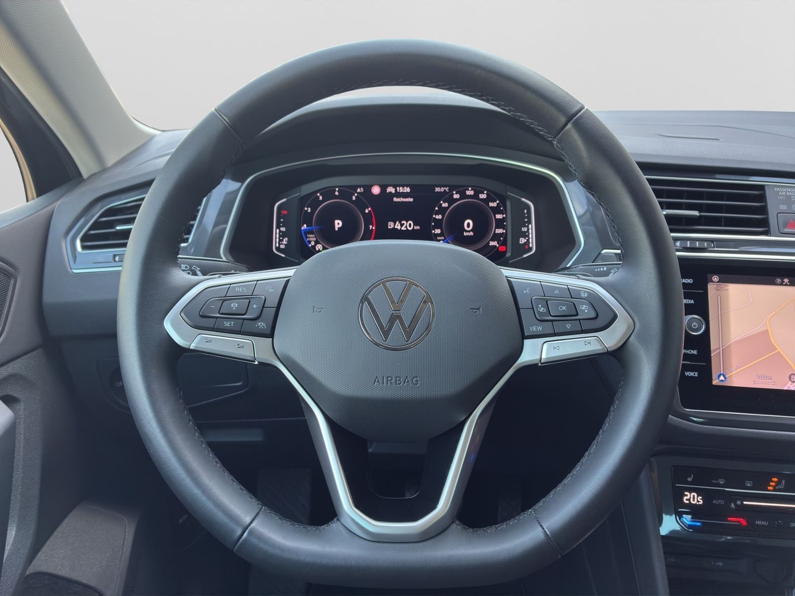 Tiguan 1.5 TSI DSG *LED*AHK*NAVI*KEYLESS*