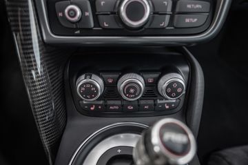 Audi R8 Coupe 5.2 FSI Quattro | Carbon | Navi | B&O