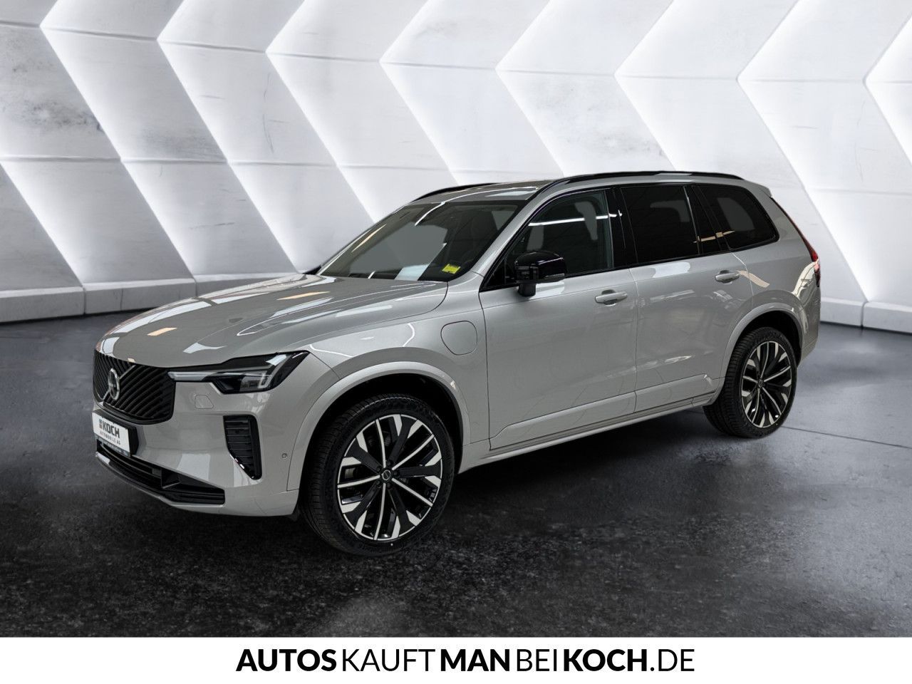 Volvo XC90 T8 Plug-In AWD Plus Dark 360° PANO BLIS H imagem 3
