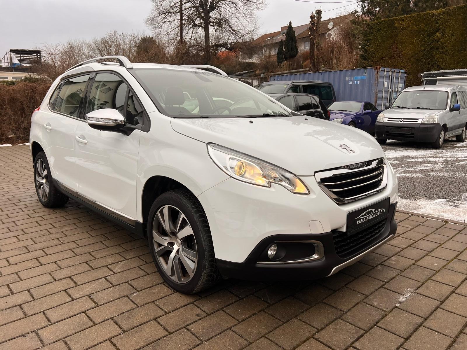 Peugeot 2008 Allure NAVI T.LEDER AHK PDC