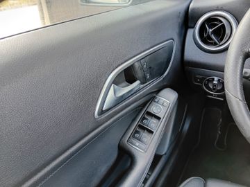 Mercedes CLA Shooting Brake - 12