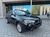BMW X4 xDrive 20 d Advantage/M-SPORT/LED/CAM/HEAD-UP - BMW X4 Advantage mit Diesel-Antrieb